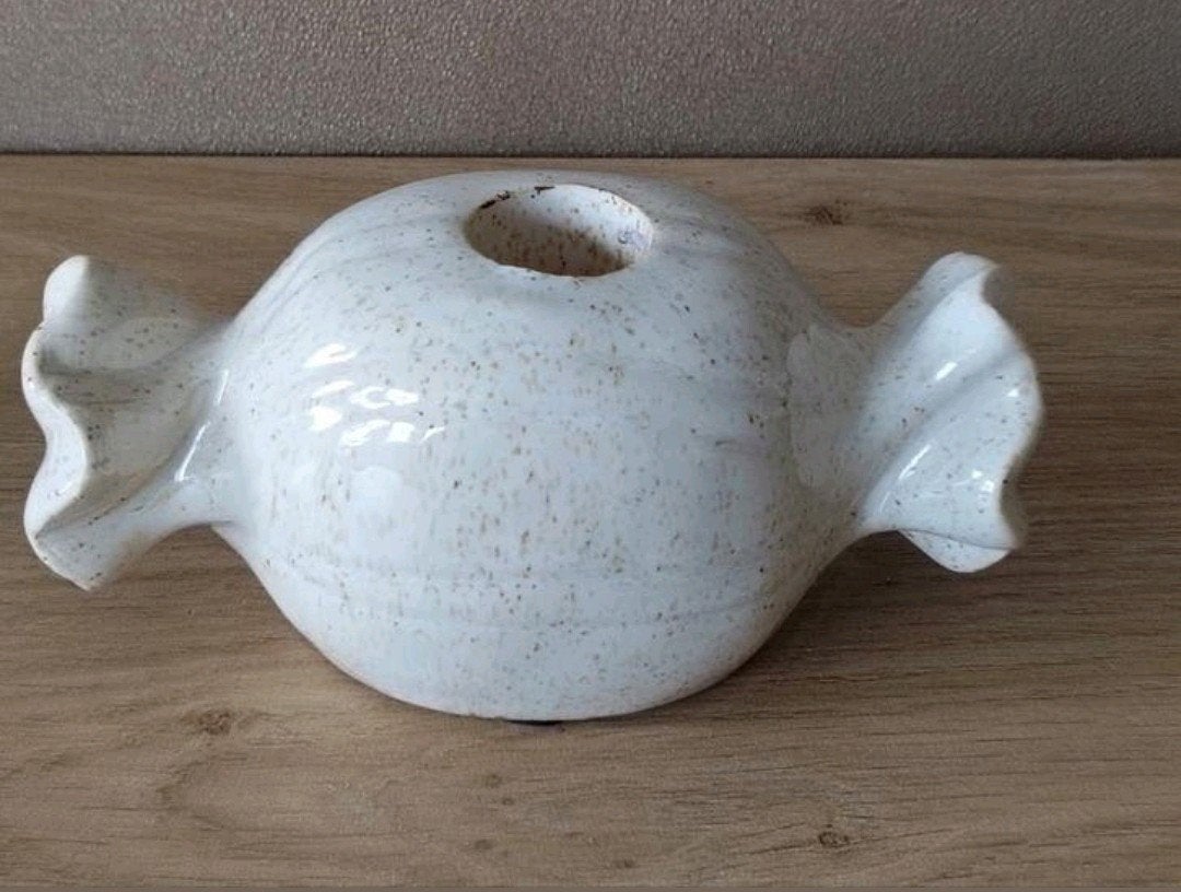 Decoratieve keramische kandelaar in snoepvorm, Verzenden, Beige, Nieuw, Steen/keramiek