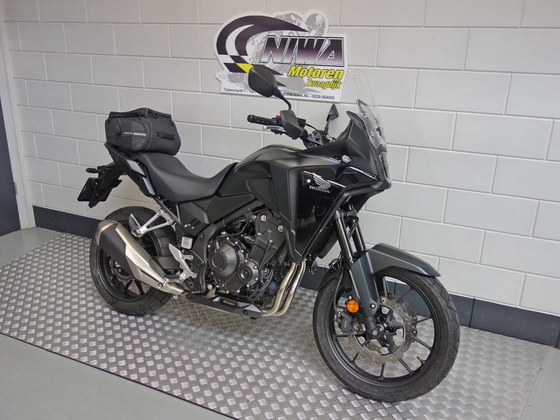 Honda CB500X, ABS, Toermotor, Handgeschakeld, 471 cc