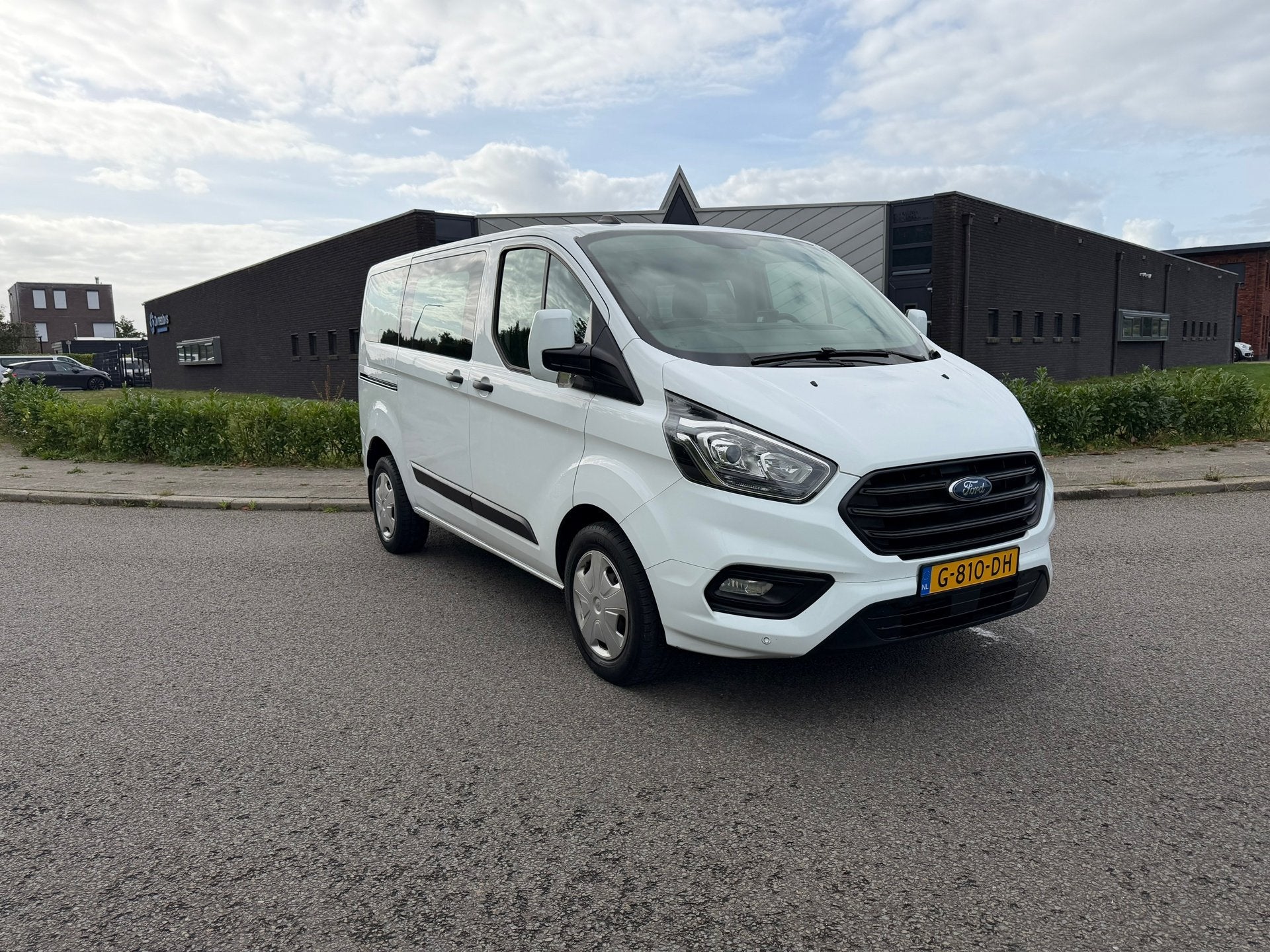 Ford Transit Custom 320 2.0 TDCI L1H1 Trend 9-personen, Auto's, Voorwielaandrijving, Euro 6, Wit, Bedrijf
