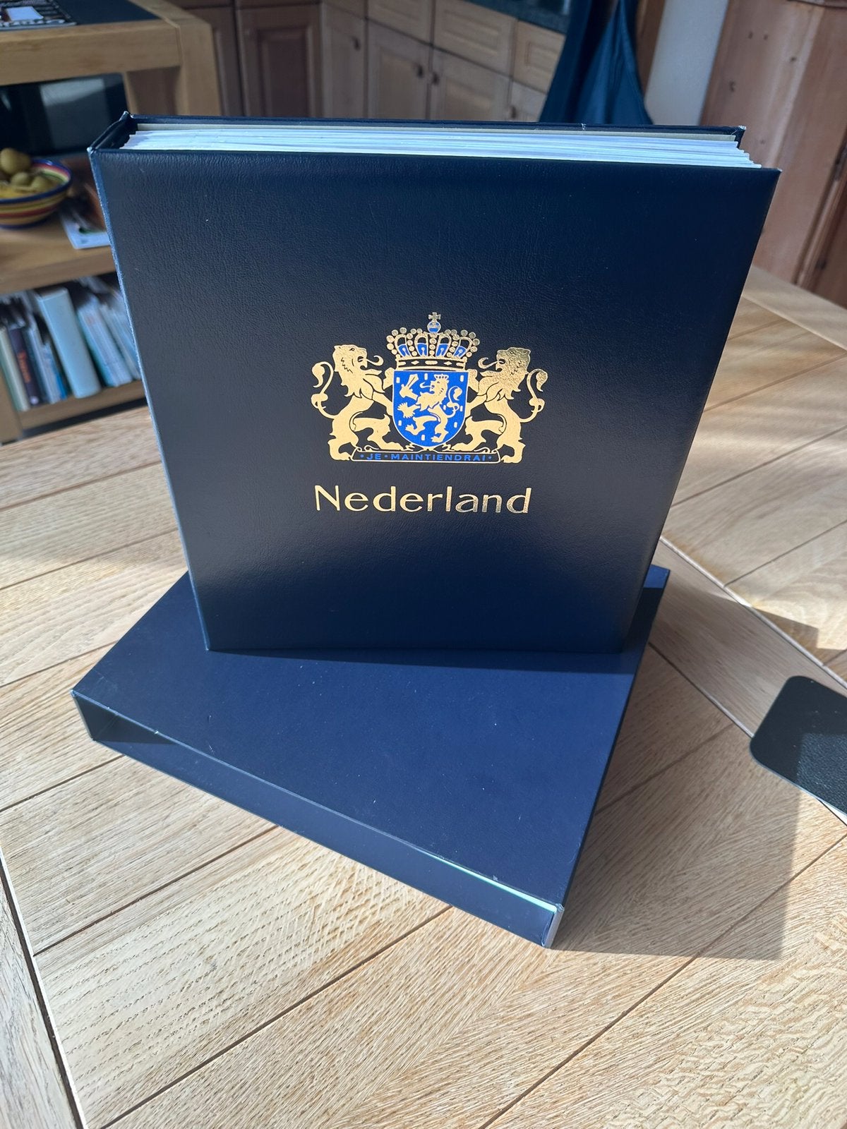 DAVO deel 4, Postzegels en Munten, Ophalen of Verzenden, Verzamelalbum