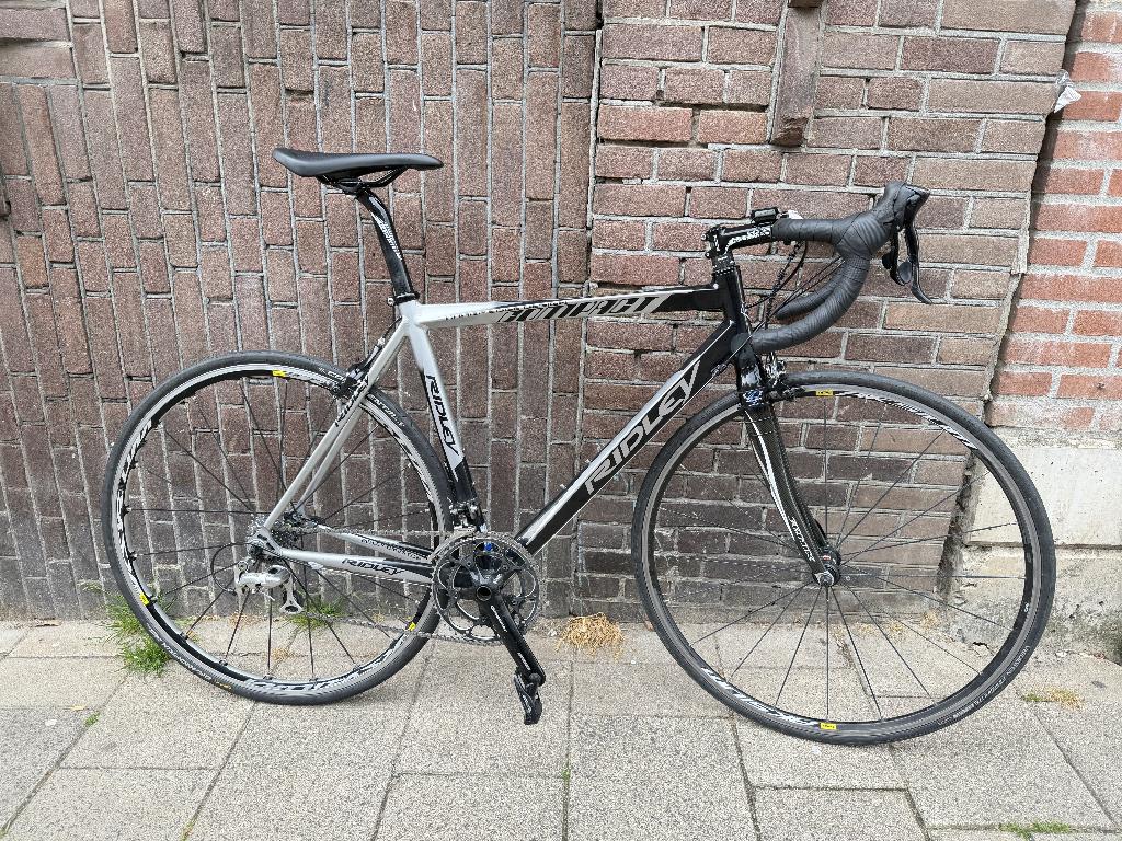 Ridley Fenix Compact - Shimano105, carbon vork, Mavic Wielen, 28 inch, Gebruikt, Velgrem, 15 tot 20 versnellingen