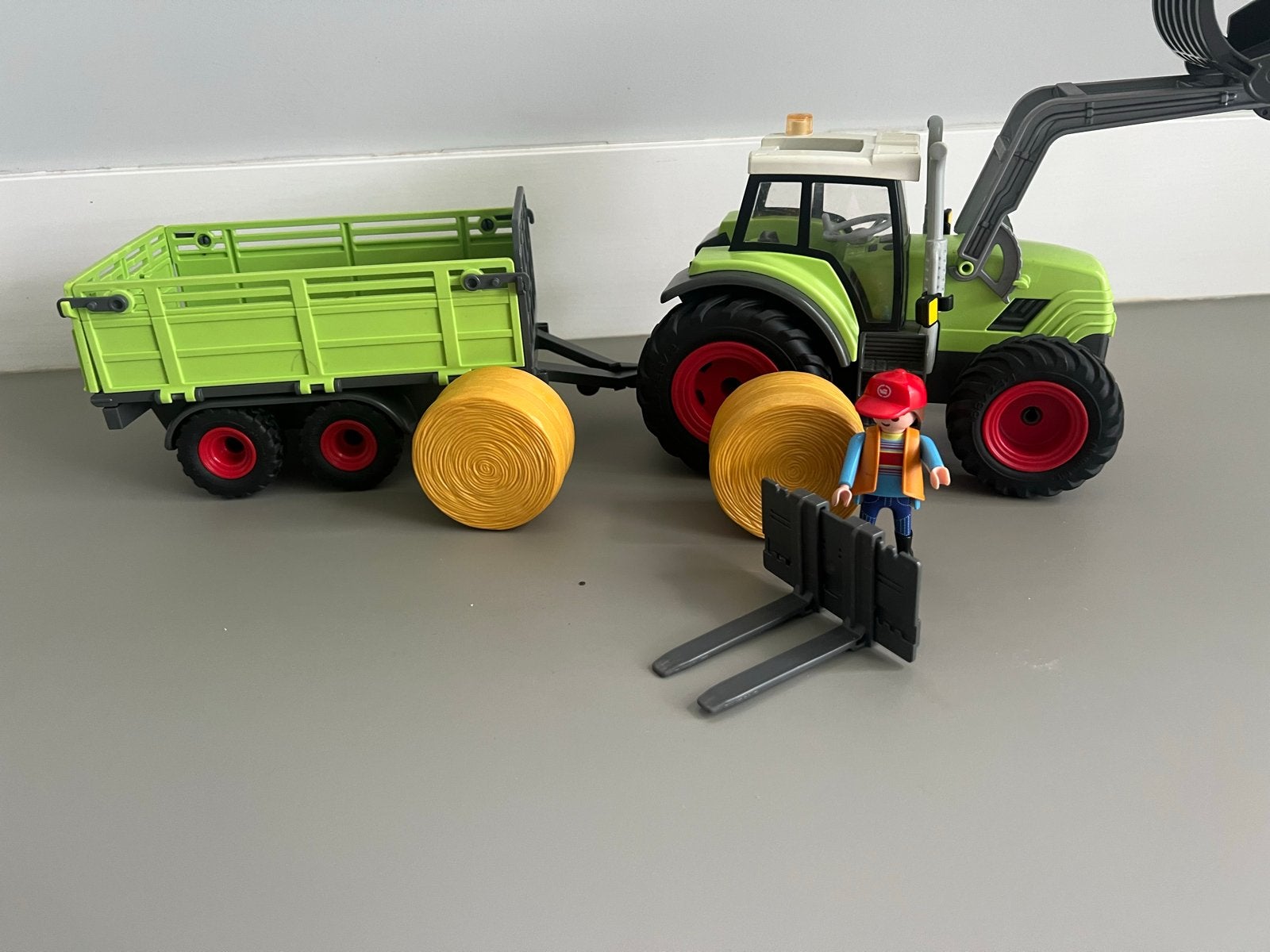Playmobil tractor met kar 5121 hooibalen en figuur, Gebruikt, Complete set, Voertuig, Ophalen of Verzenden