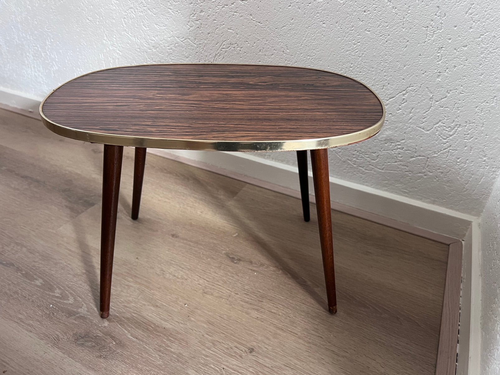 Fifties bijzettafeltje formica houtstructuur, Ophalen, Huis en Inrichting