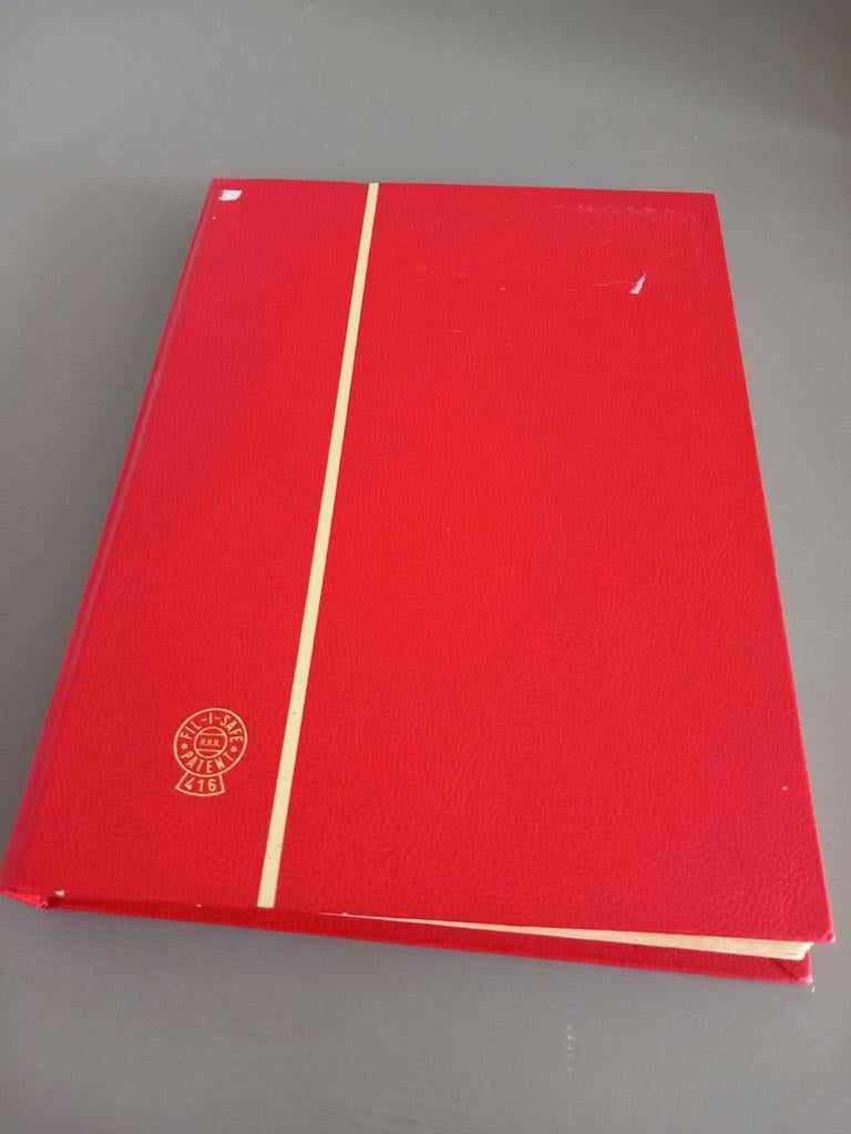 Oostenrijk verzameling in vol stockboek, Postzegels en Munten, Postzegels | Volle albums en Verzamelingen, Ophalen of Verzenden