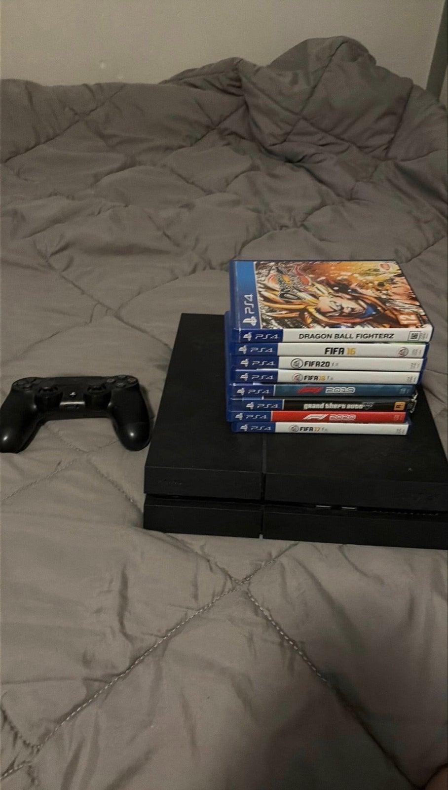 PlayStation 4 met controller en 8 games, Ophalen, Gebruikt, Zwart, Met games