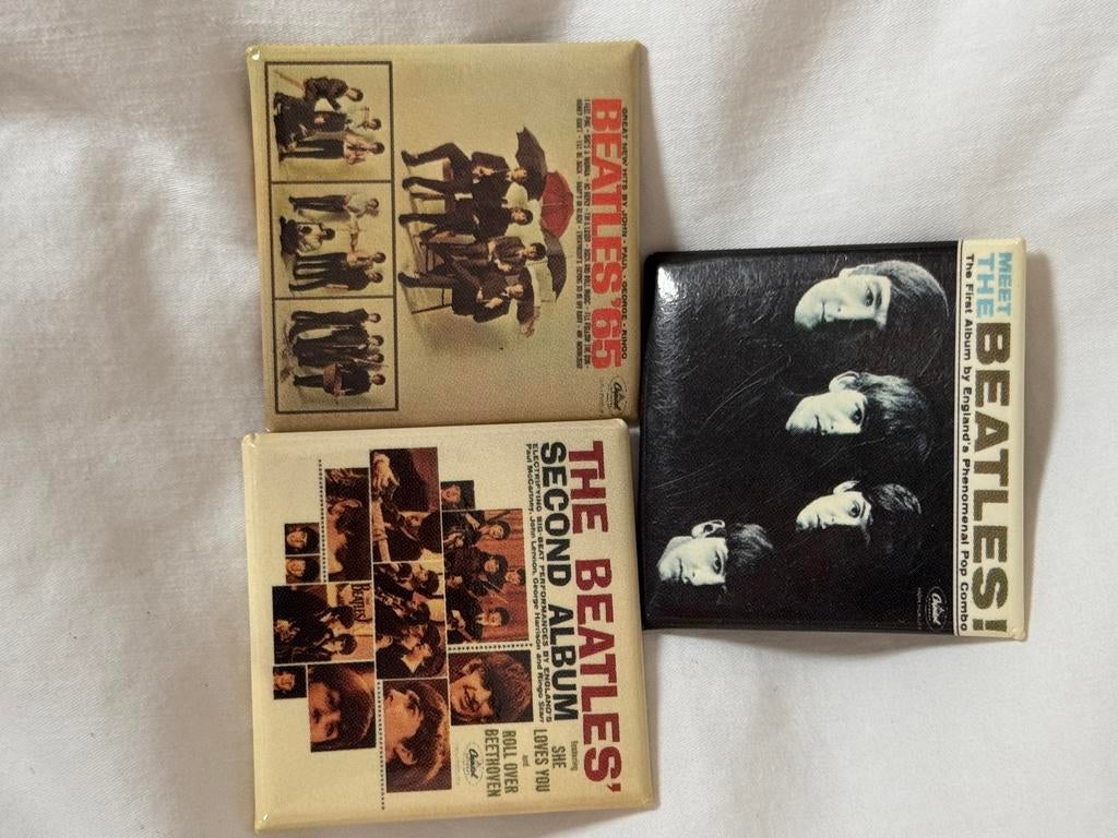 The Beatles - 3 Vintage Album Covers (Badges), Ophalen of Verzenden, Gebruikt