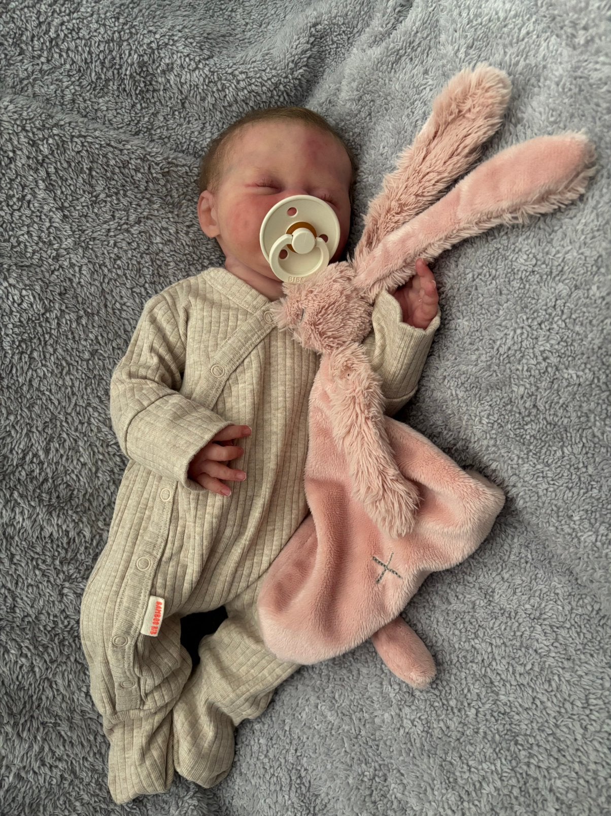 Full body uniek siliconen meisje met certificaat, Verzamelen, Ophalen of Verzenden, Zo goed als nieuw, Babypop, Levensecht of Reborn