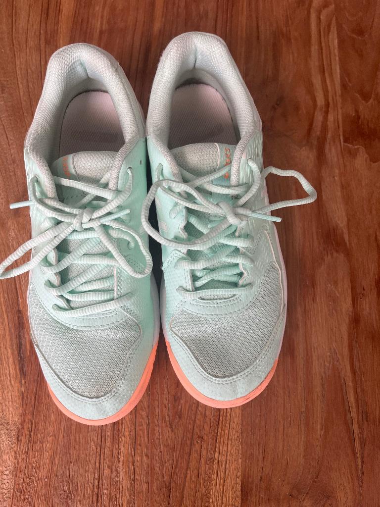 Sportschoenen maat 39, Kleding | Dames, Ophalen of Verzenden, Zo goed als nieuw, Wit