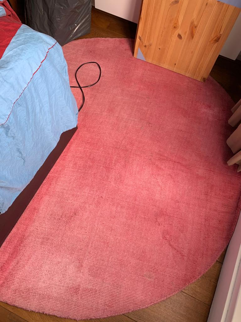 Rond roze kleed polspotten, Ophalen, Gebruikt, Overige kleuren, 150 tot 200 cm
