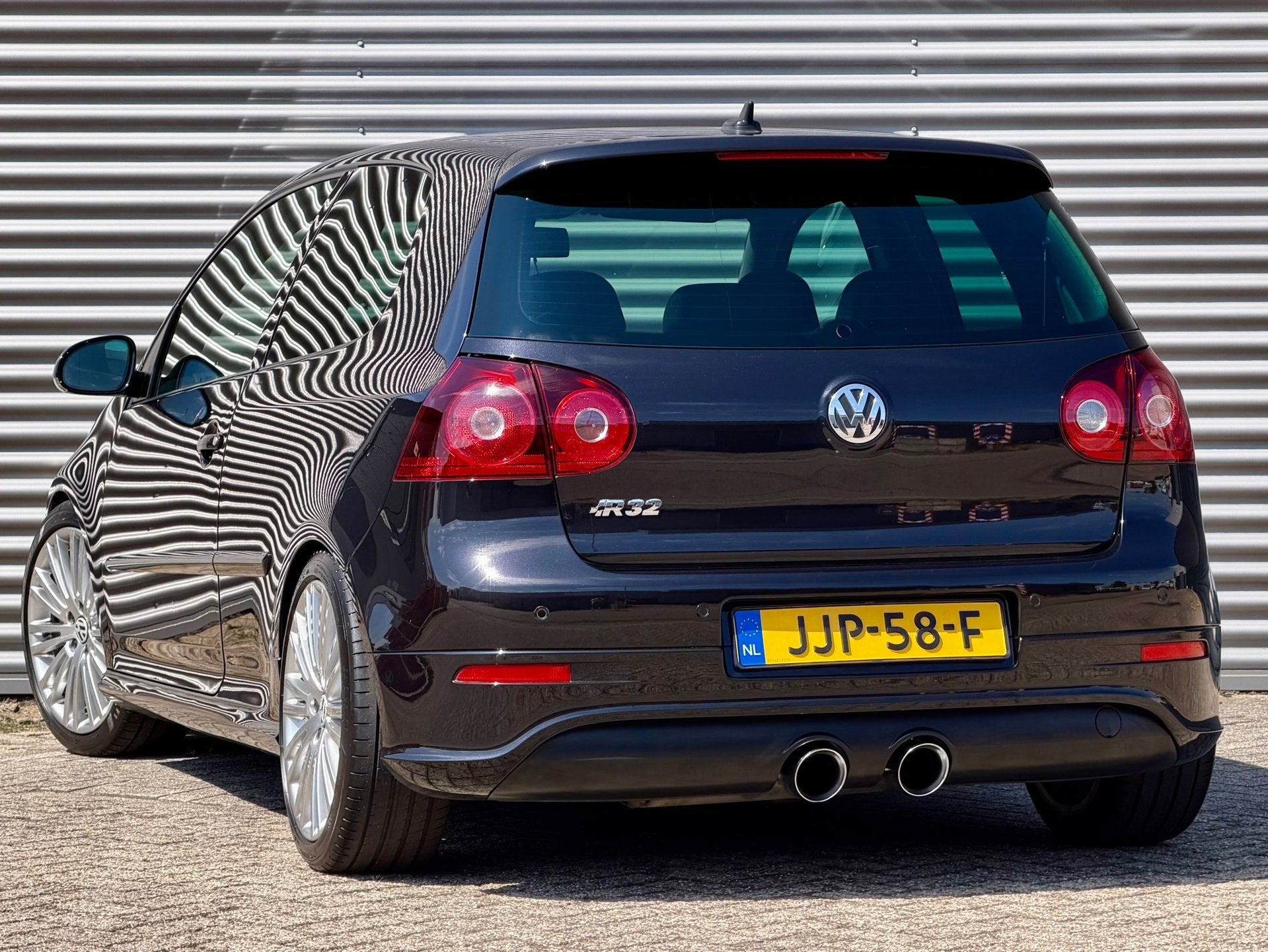 Volkswagen GOLF 3.2 R32 DSG | Schaalstoelen | Compleet 1e La, Auto's, Volkswagen, Gebruikt, 3189 cc, Zwart, Bedrijf