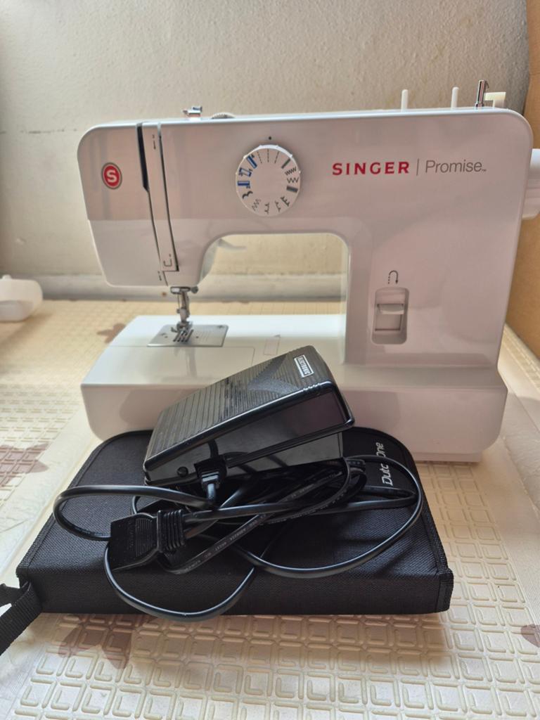 Singer Promise Naaimachine met Naaiset en Accessoires, Ophalen of Verzenden, Zo goed als nieuw, Overige typen