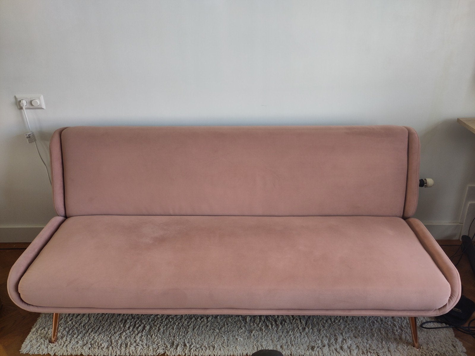 Comfortabele en praktische slaapbank - Dusty Roze, Huis en Inrichting, Ophalen, 100 cm, Tweepersoons, Zo goed als nieuw