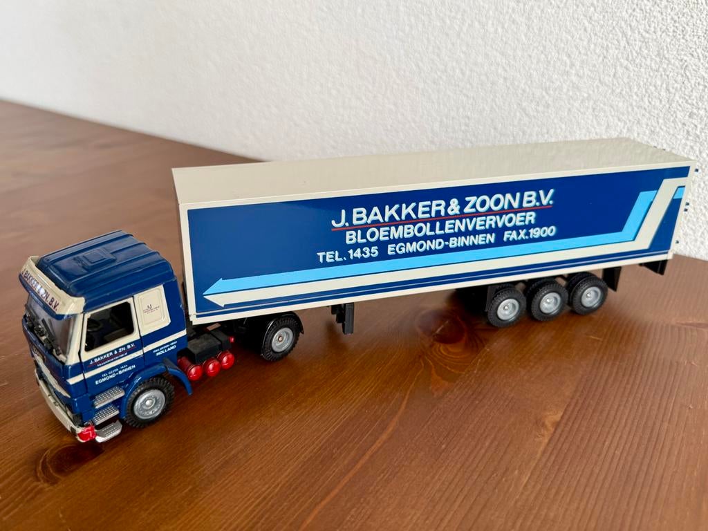 Tekno J. Bakker, Egmond “Bloembollenvervoer” Scania 143M 450, Hobby en Vrije tijd, Modelauto's | 1:50, Ophalen of Verzenden, Zo goed als nieuw