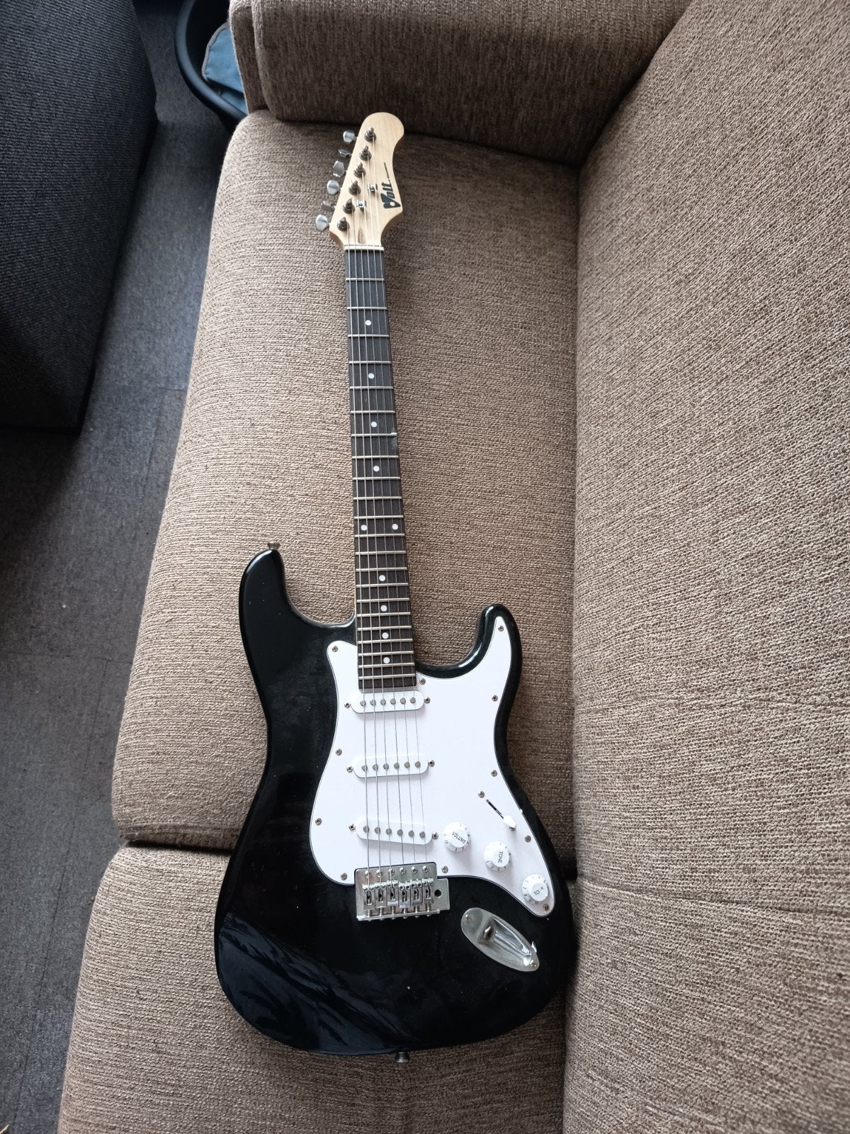 Volt - beginner Stratocaster copy, Ophalen, Gebruikt, Solid body, Overige merken