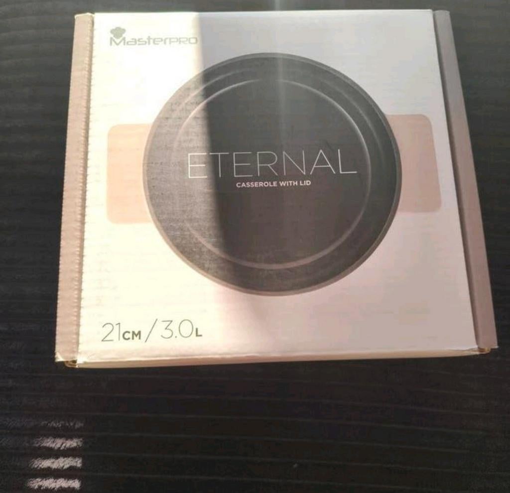 Masterpro Eternal braadpan met deksel 21cm 3.0L, Ophalen