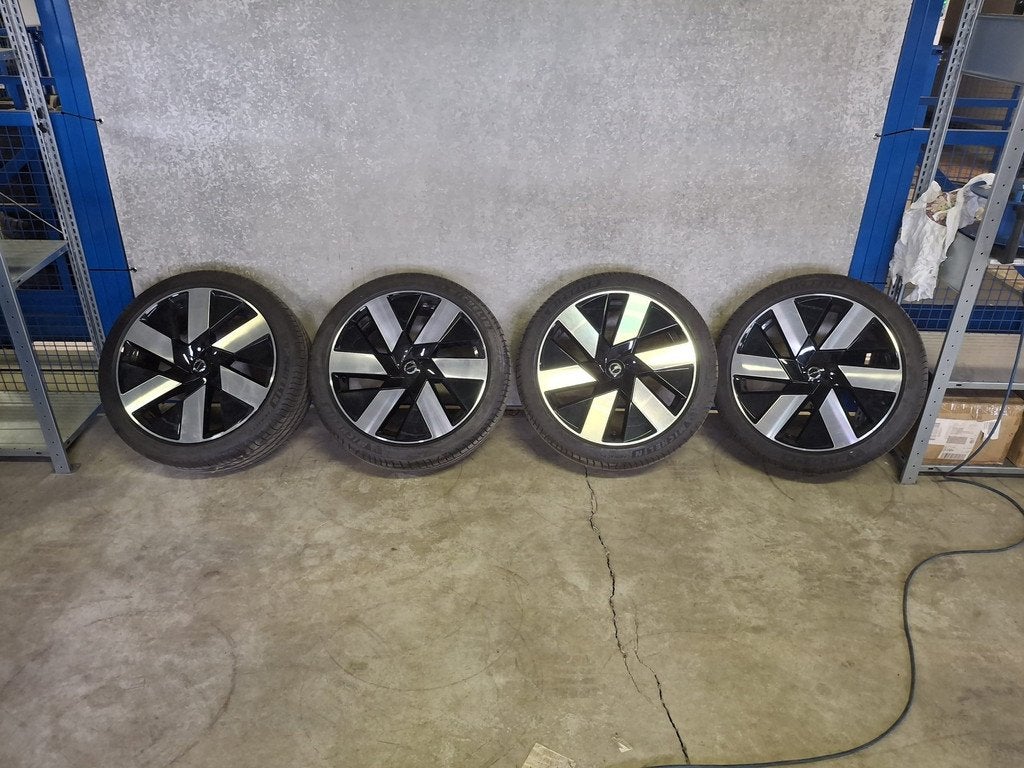 Gebruikte zomerset - Michelin - 235 40 19