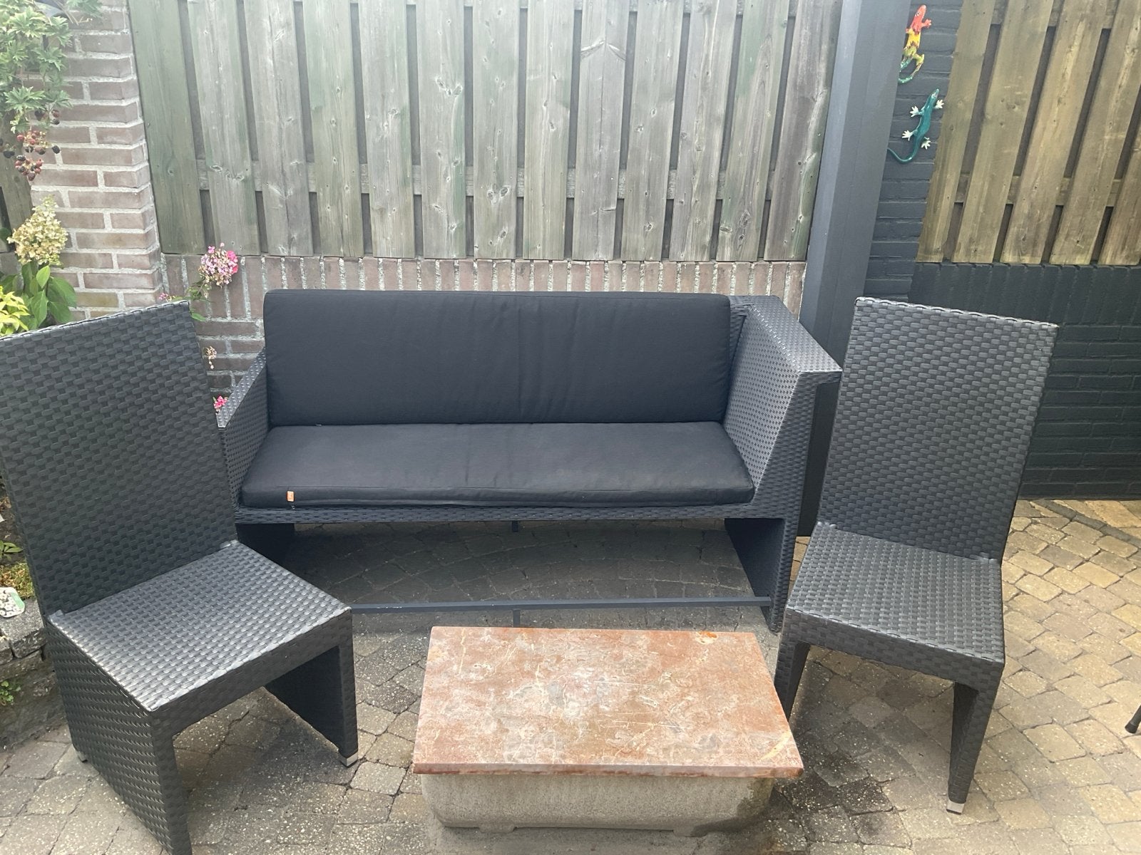 LoungeBank met kussens en Stoelen zwart en, Ophalen, 4 zitplaatsen, Gebruikt, Loungeset