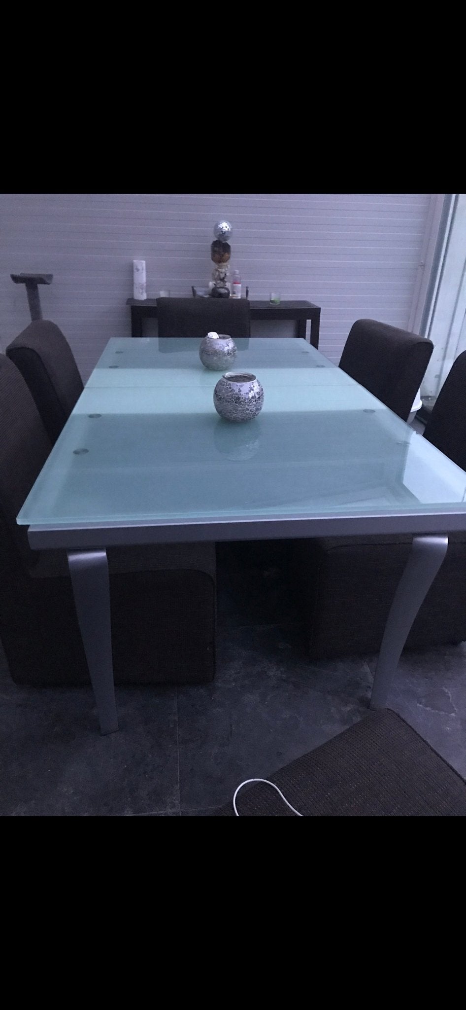Moderne glazen eettafel met metalen onderstel, Ophalen, Gebruikt, 100 tot 150 cm, Glas
