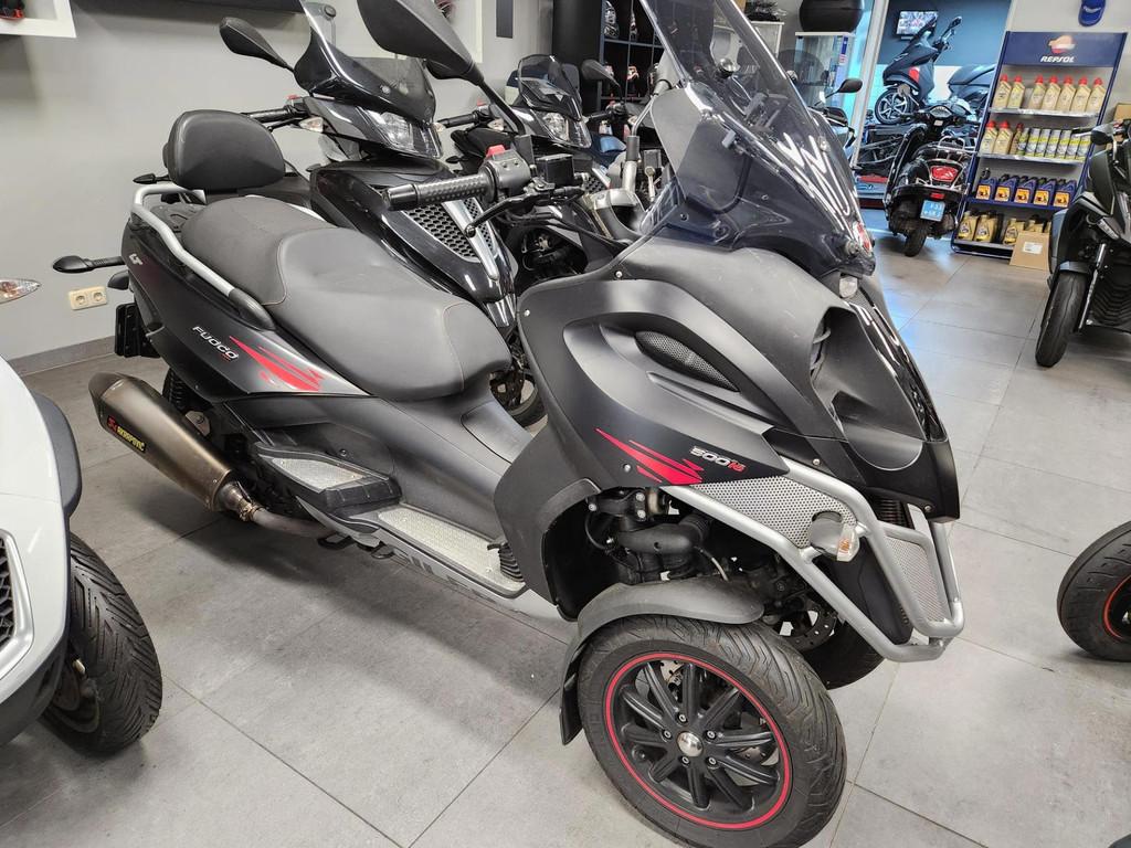 Gilera FUOCO 500 IE LT AKRAPOVIC 2015 RIJKLAAR GARANTIE, Bedrijf, Overig, Gilera