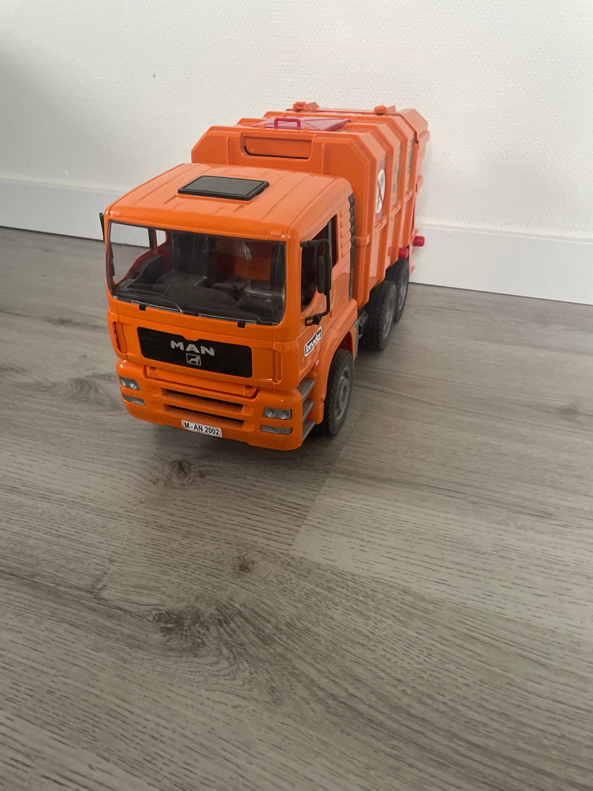Bruder MAN TGA Vuilniswagen - Zo goed als nieuw, Ophalen, Gebruikt