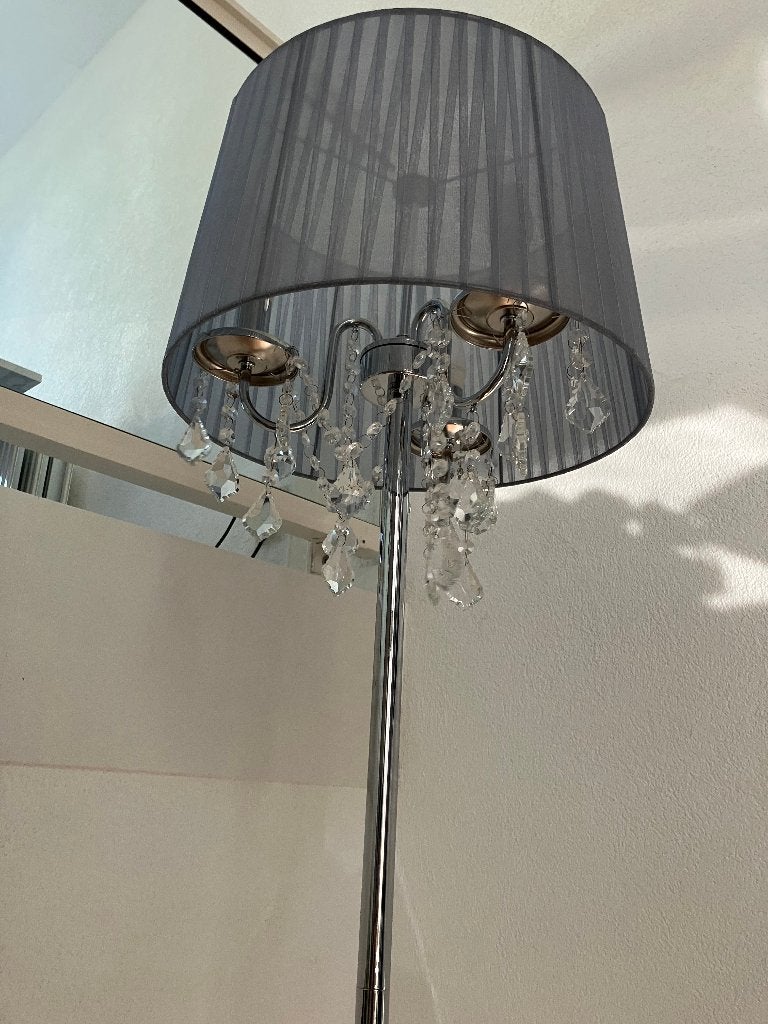 Grijze staande lamp, Huis en Inrichting, Lampen | Vloerlampen, Ophalen, Zo goed als nieuw, 150 tot 200 cm