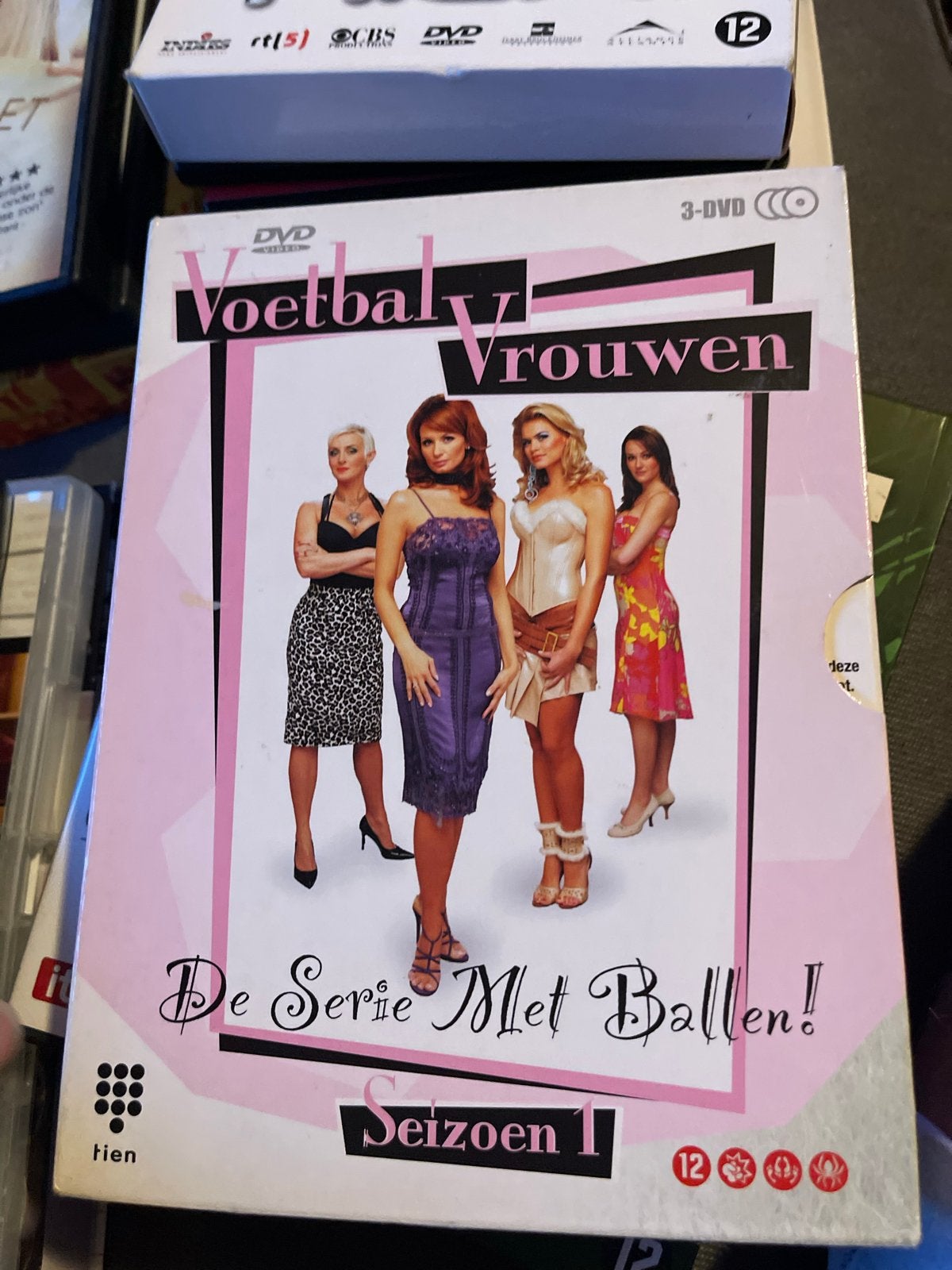 Voetbalvrouwen Seizoen 1 - De Serie Met Ballen! (3-DVD), Vanaf 12 jaar, Ophalen of Verzenden, Gebruikt, Drama