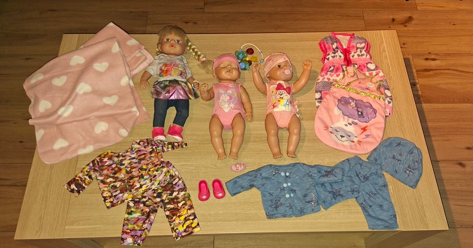 Grote set poppen met veel accessoires en kleertjes, Ophalen, Gebruikt, Meisje