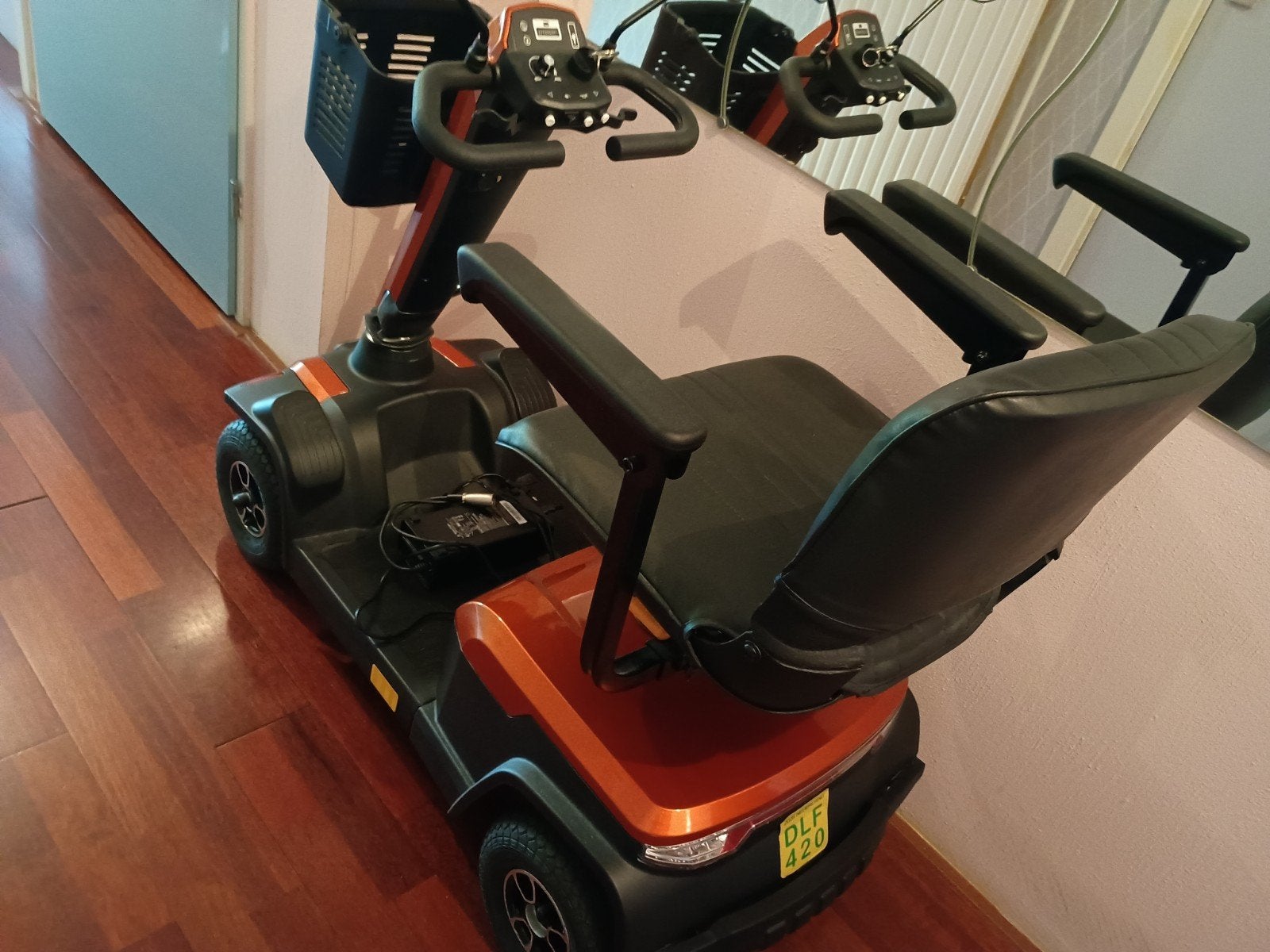 Open scootmobiel, Zo goed als nieuw, 15 km of minder, 11 t/m 15 km/u, Ophalen
