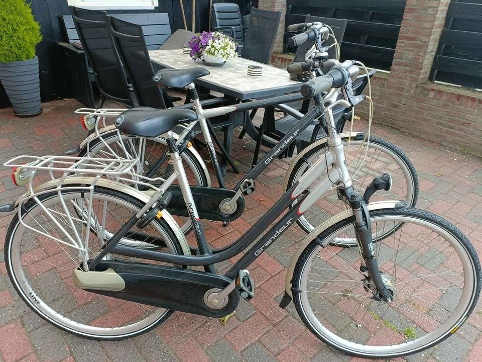 Nette Dames en Heren Batavus fietsen, Fietsen en Brommers, Ophalen, Versnellingen, Batavus, Trommelrem