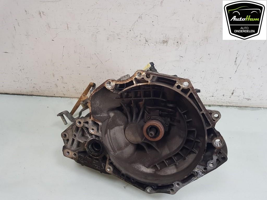 Versnellingsbak Schakel ABS Opel Corsa E 2015 24581813, Gebruikt, Bahnhofsplatz, Rüsselsheim am Main 65423, , Duitsland, Opel