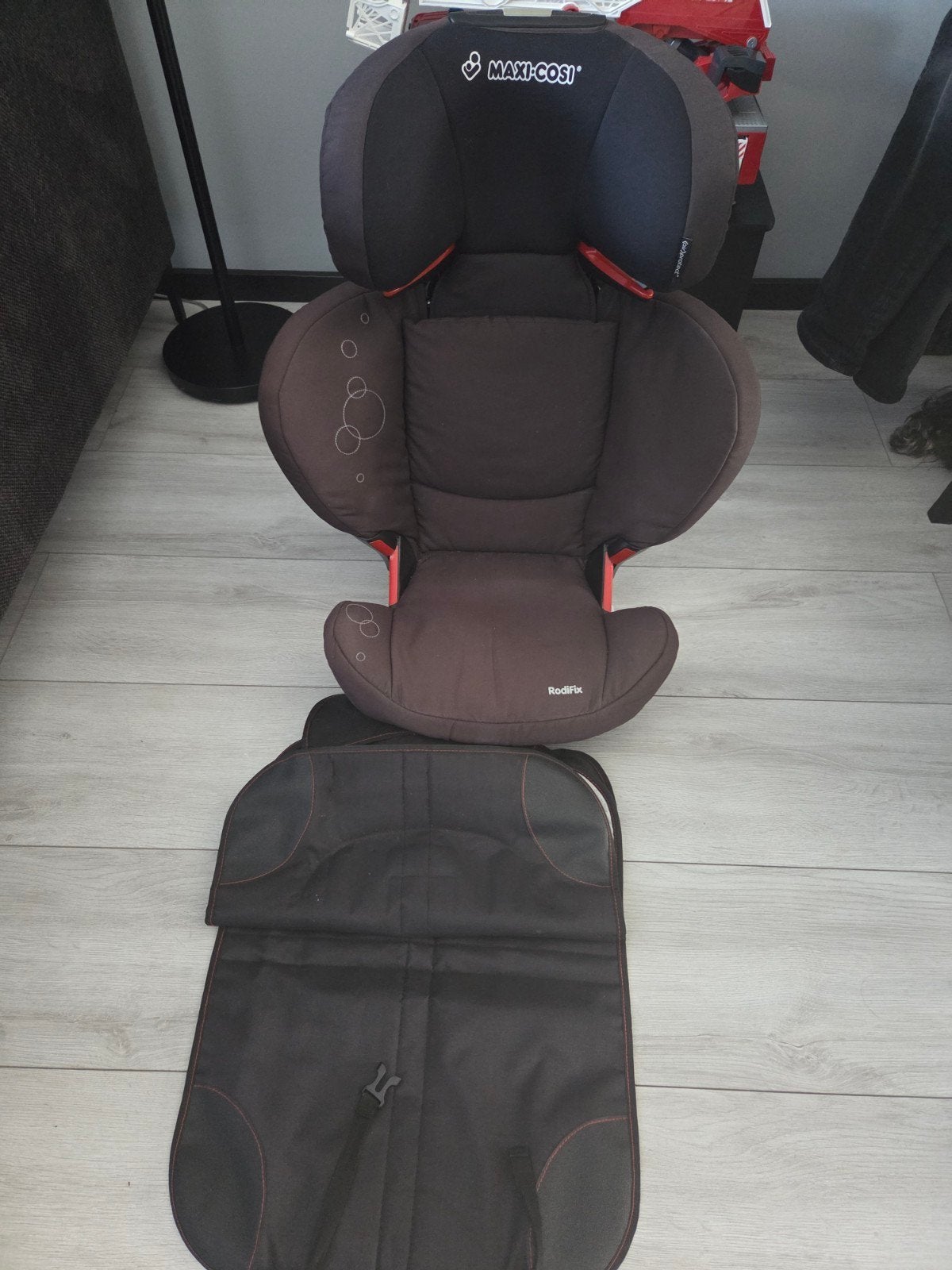 Maxi-Cosi RodiFix autostoel - Zo goed als nieuw, Ophalen, Autogordel of Isofix, 15 t/m 36 kg, Verstelbare rugleuning