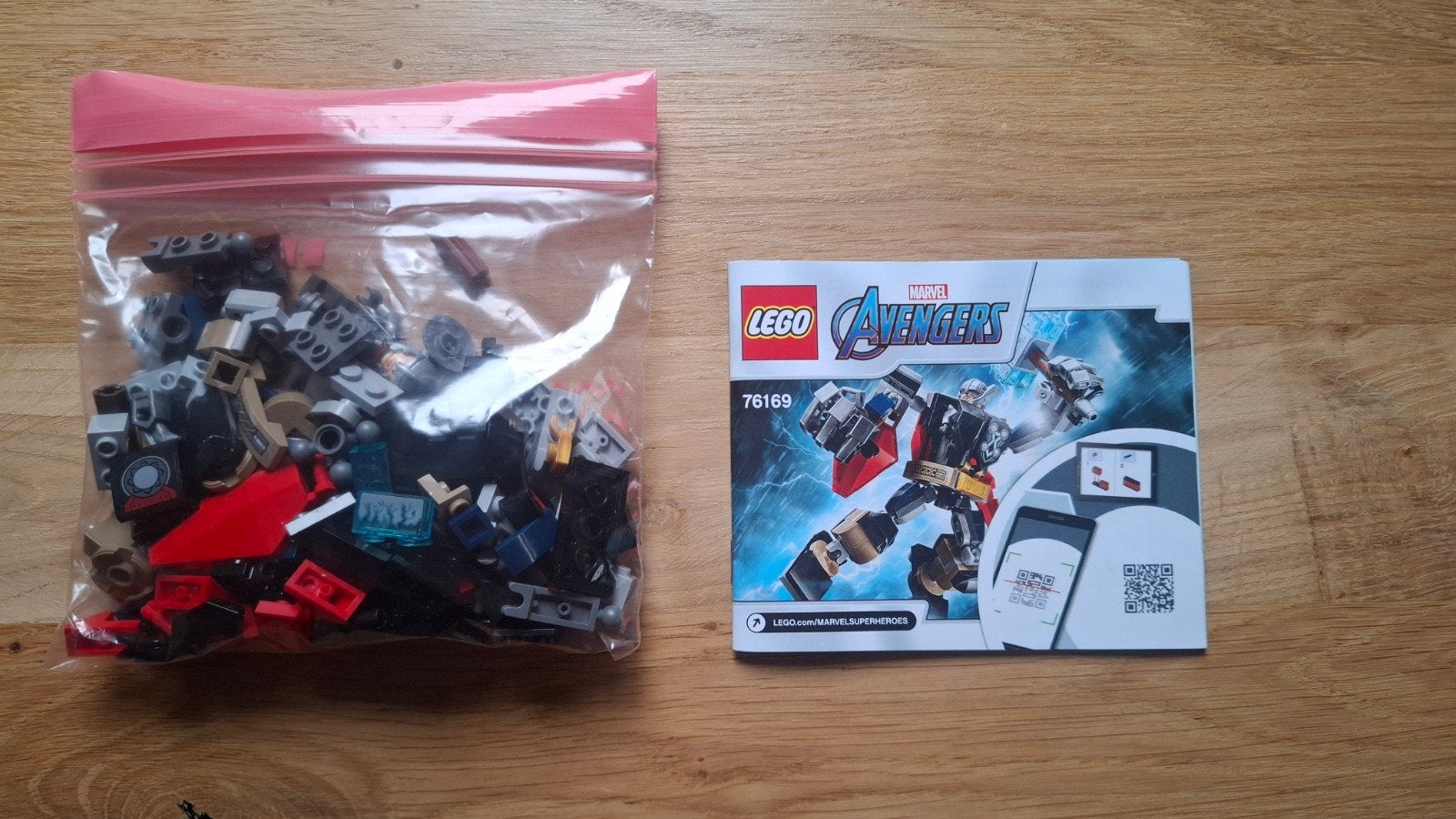 LEGO Marvel Avengers Mechs (5 sets), Marvel, Lego, Ophalen of Verzenden, Zo goed als nieuw