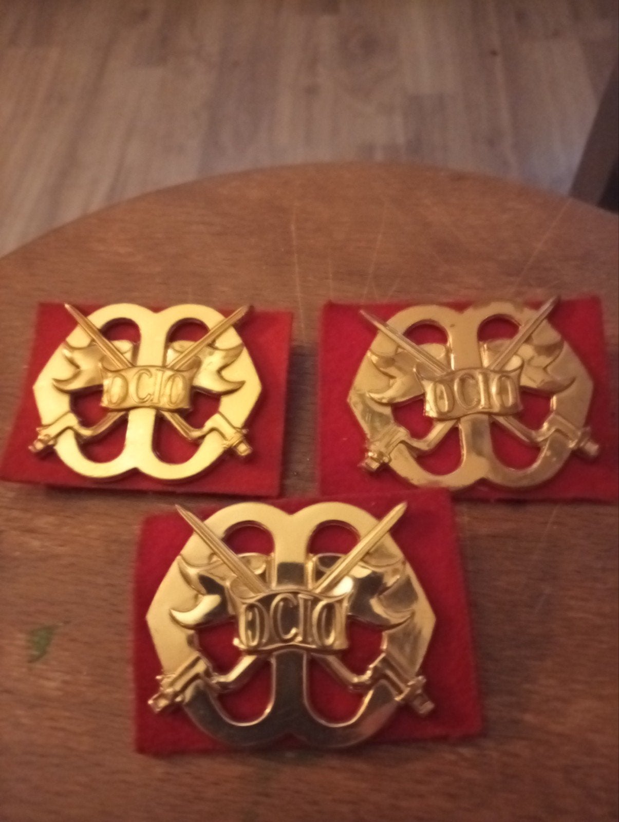 3x Gouden Emblemen OCIO - Marine, Ophalen of Verzenden, Marine, Overige gebieden, Embleem of Badge