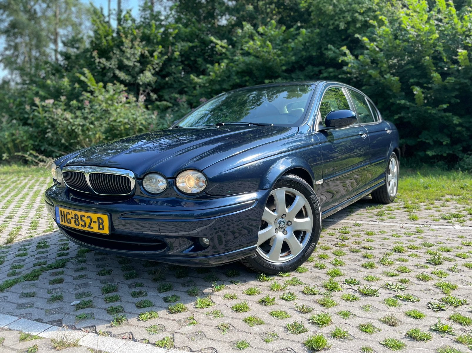 Jaguar X-Type