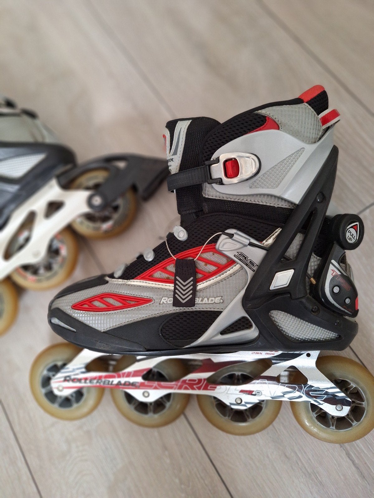 Skeelers, rolschaatsen, Rollerblades heren maat E 44.5, Sport en Fitness, Ophalen of Verzenden, Zo goed als nieuw, Heren