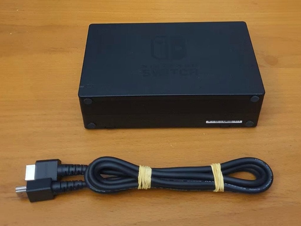 Originele Nintendo Switch Dock met HDMI KABEL, 1 speler, Ophalen of Verzenden, Gebruikt, Vanaf 7 jaar