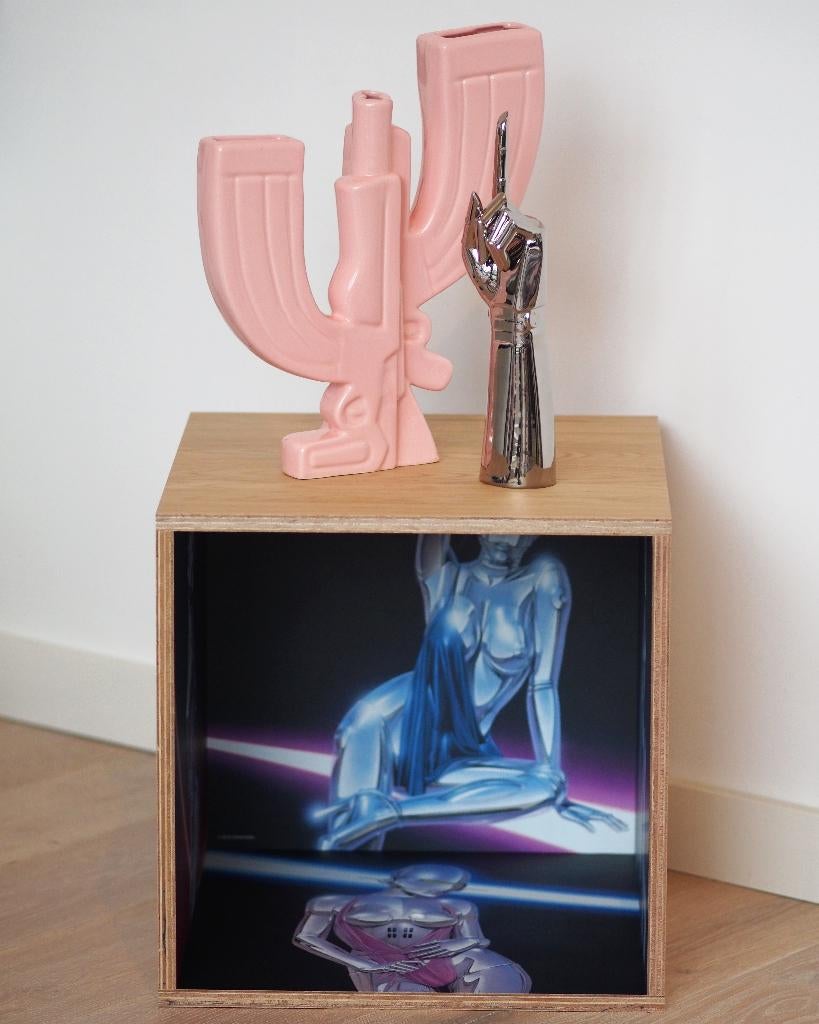 Hajime Sorayama - Square Shelf Sexy Robot (Kaws, Bearbrick), Ophalen of Verzenden