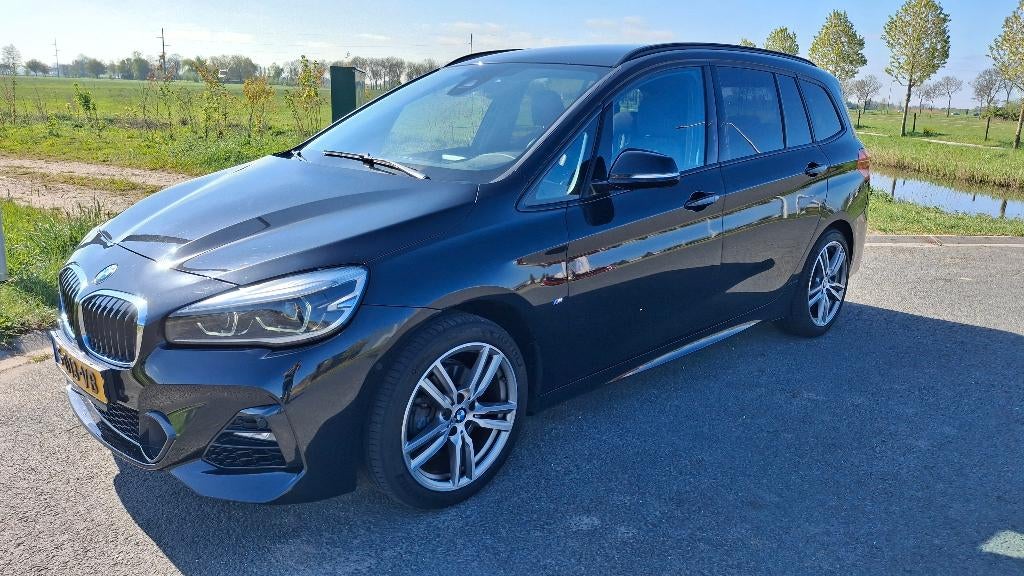 BMW 2-Serie Gran Tourer 218i 140pk 7p. Aut 2019 Zwart, 2-Serie Gran Tourer, Zwart, 75 €/maand, 3 cilinders