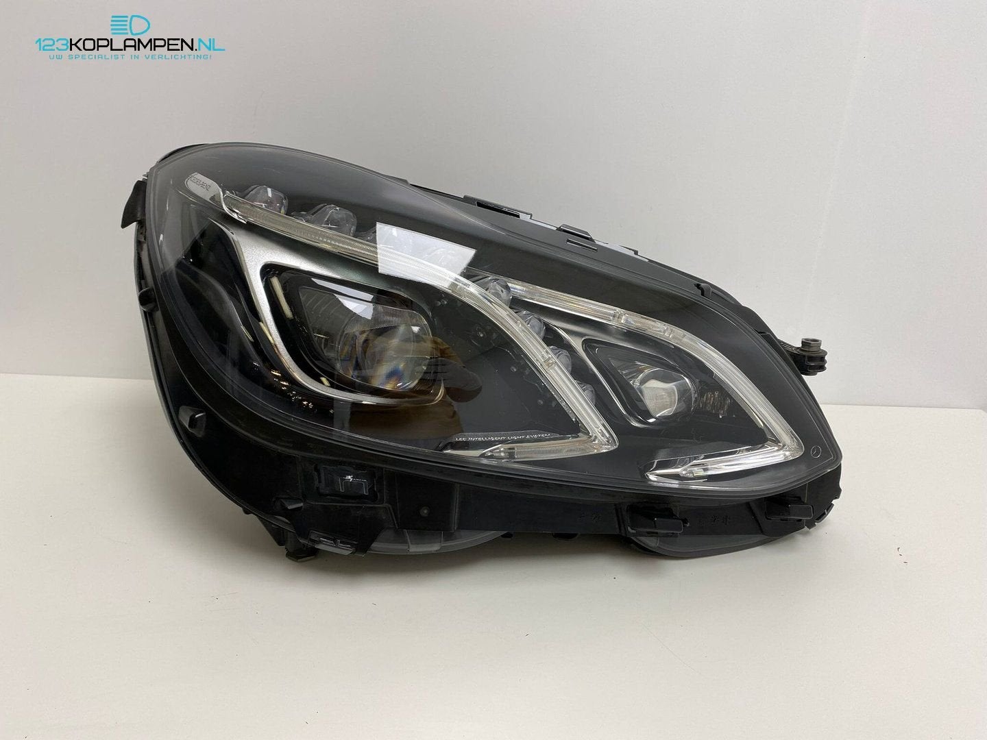 (VR) Mercedes W212 Facelift full led ILS koplamp rechts
