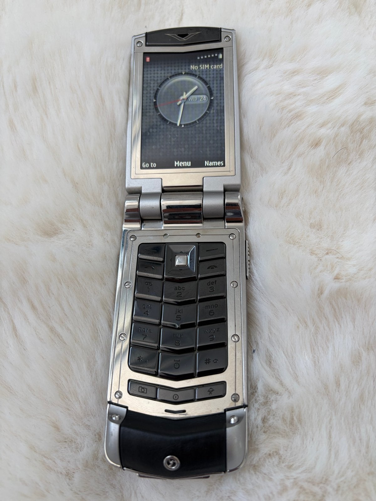 Vertu Constellation Ayxta Klaptelefoon met Doos en Accessoir, Ophalen, Inklapmodel, Zonder simlock, Zonder abonnement