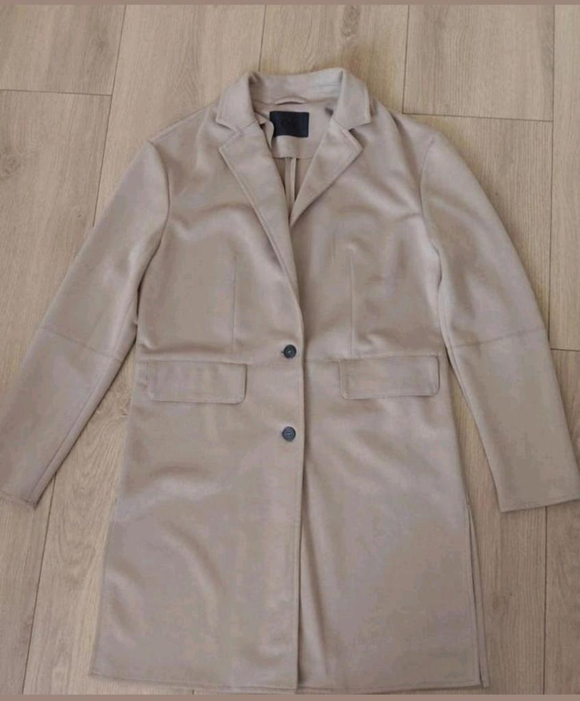 C & A mt 40 ongeveer soepelvallend jasje suedine, Maat 38/40 (M), Beige, Nieuw, Ophalen of Verzenden