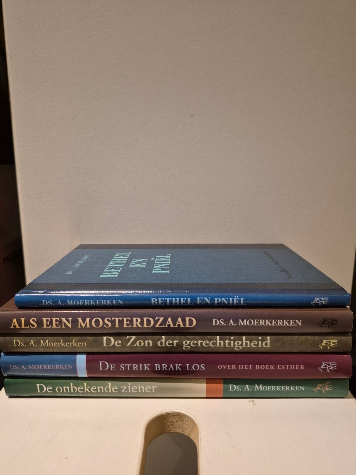 Ds. A. Moerkerken boeken - 5 boeken, Ophalen of Verzenden, Gelezen, Ds. A. Moerkerken, Christendom | Protestants