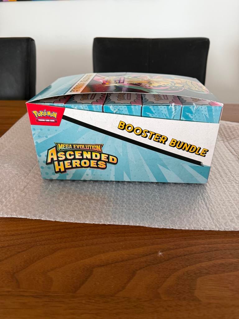 Ascended Heroes Booster Bundle Display (10x Bundles), Ophalen of Verzenden, Zo goed als nieuw, Booster