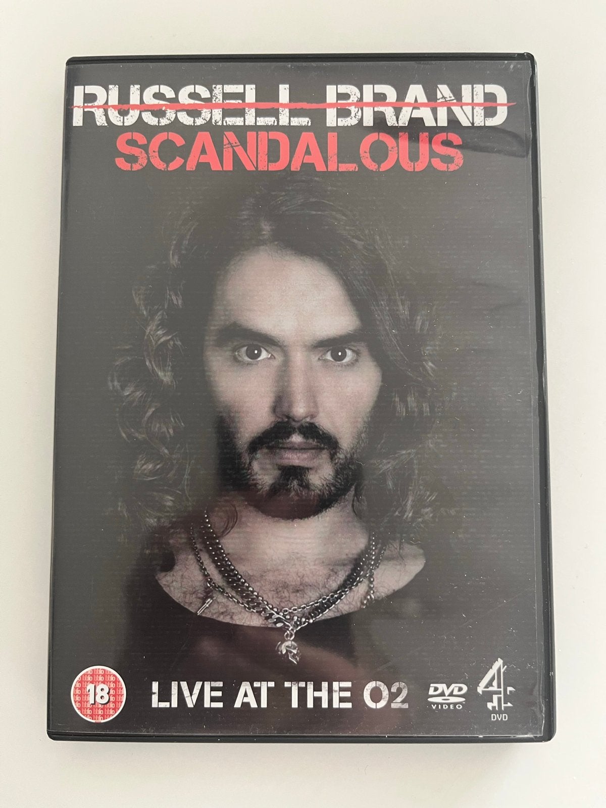 Russell Brand - Scandalous Live At The O2 DVD, Vanaf 18 jaar, Verzenden, Stand-up comedy, Inclusief doosje
