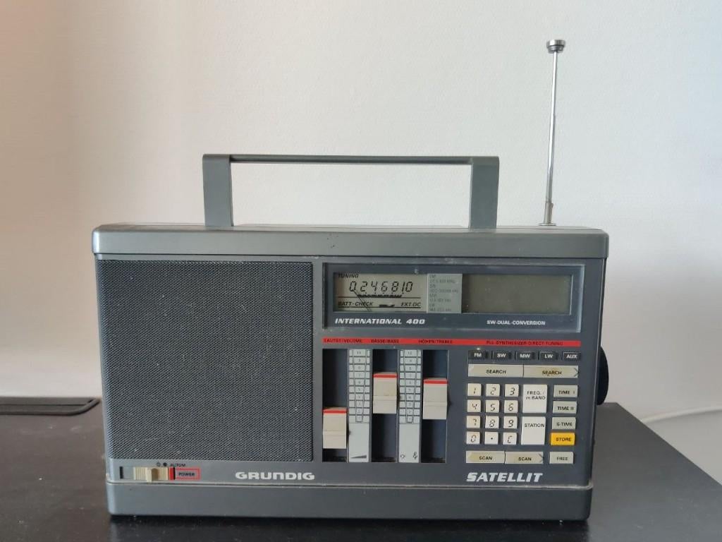 grundig satellite radio international 400, Ophalen of Verzenden, Gebruikt