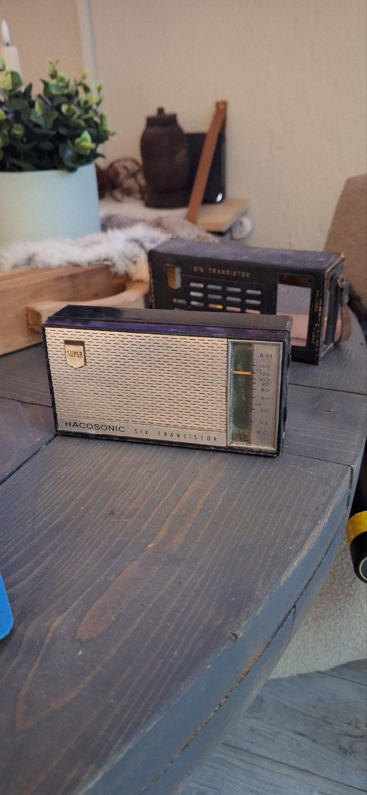 Vintage Hacosonic Six Transistor Radio met hoes, Ophalen of Verzenden, Gebruikt, Transistorradio