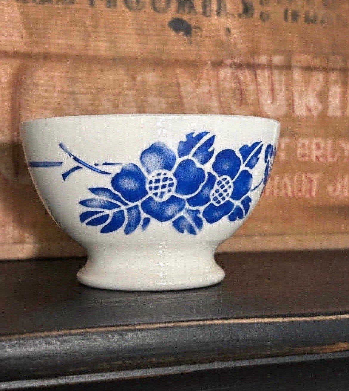 Franse spoelkom digoin blauw / wit bloem, Verzenden