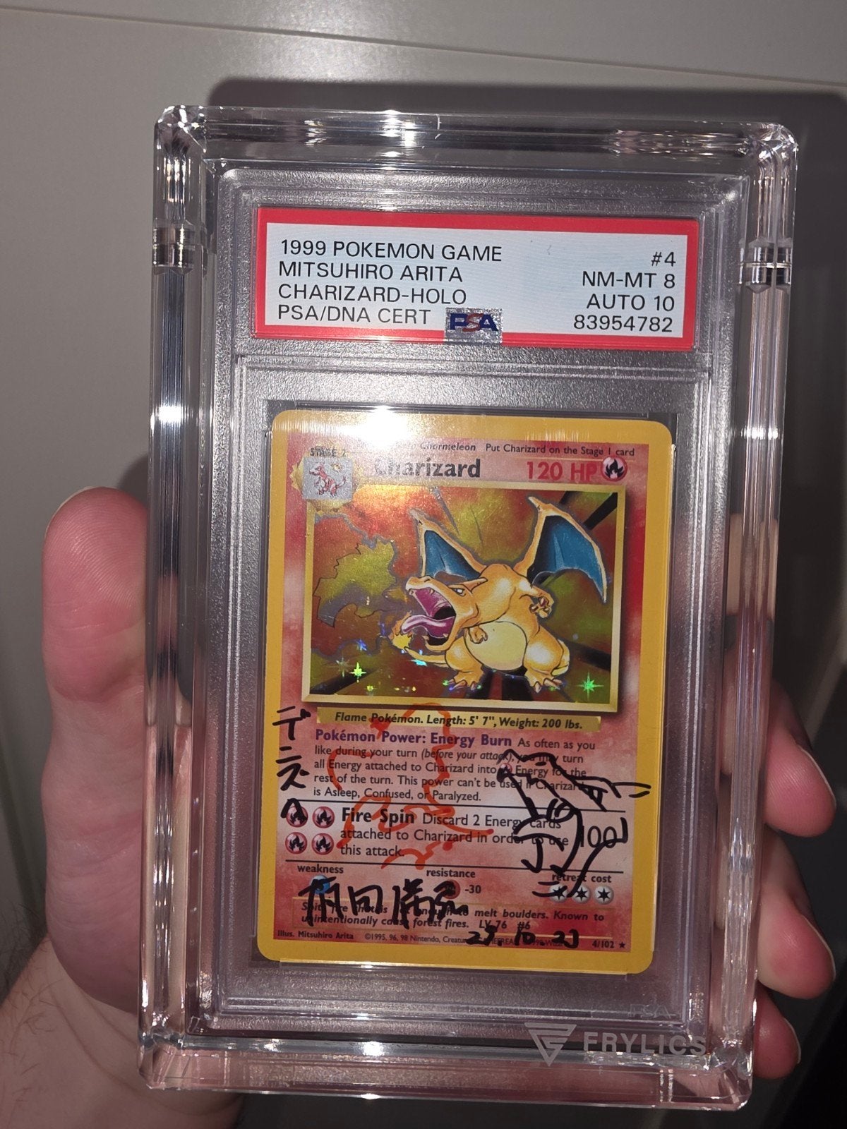 Charizard #4 Base Set PSA 8 AUTO 10 Sketch Mitsuhiro Arita, Ophalen of Verzenden, Zo goed als nieuw, Losse kaart, Foil