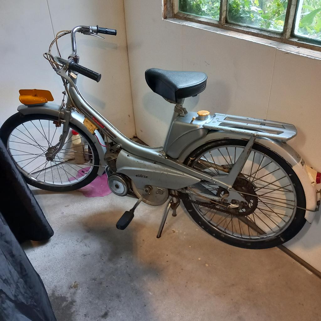 Mobylette eeg, Fietsen en Brommers, Maximaal 45 km/u, 49 cc, Ophalen, Overige merken