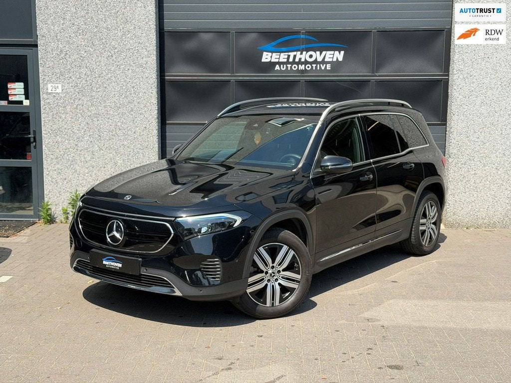 Mercedes-Benz EQB 250+ Luxury Line 7p, Auto's, Mercedes-Benz, Gebruikt, 190 pk, 7 stoelen, Zwart